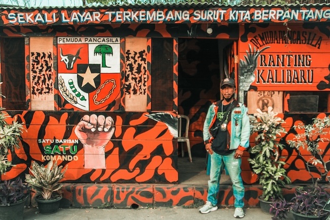 Urban Islam and security