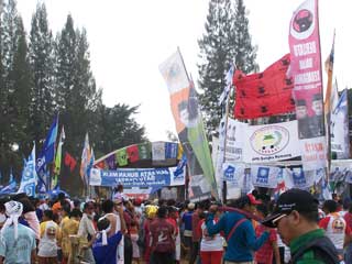 gross_2_Campaign_049w.jpg gross_2_Campaign_049w.jpg