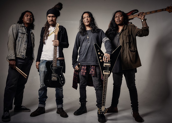 Review: 25 years of music activism